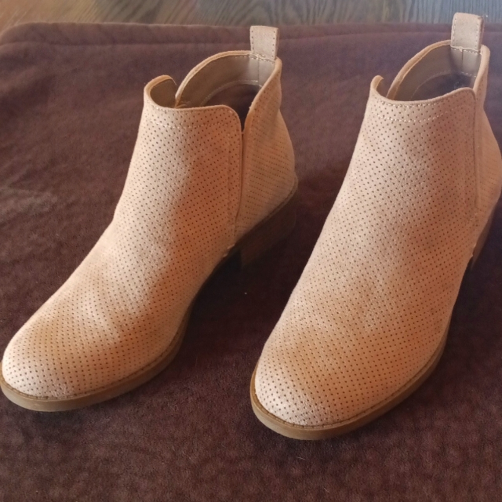 Girls suede taupe boots